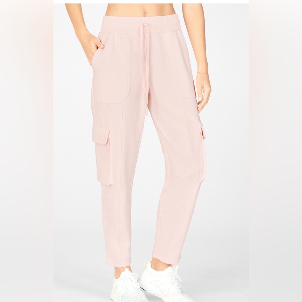 NWOT Fabletics Nyla Cargo Pants